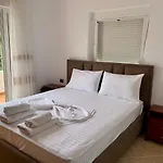 Bardhi Apts