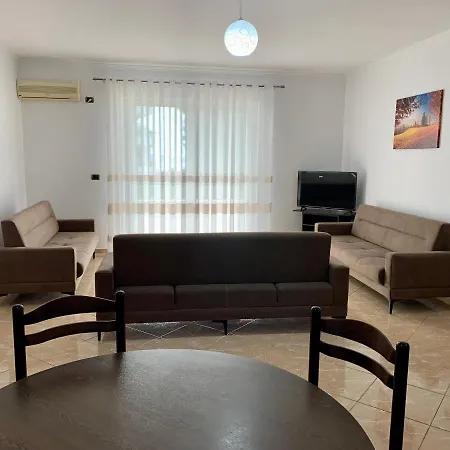 Apartamento Bardhi Apts *