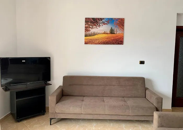 Bardhi Apts Sarandë