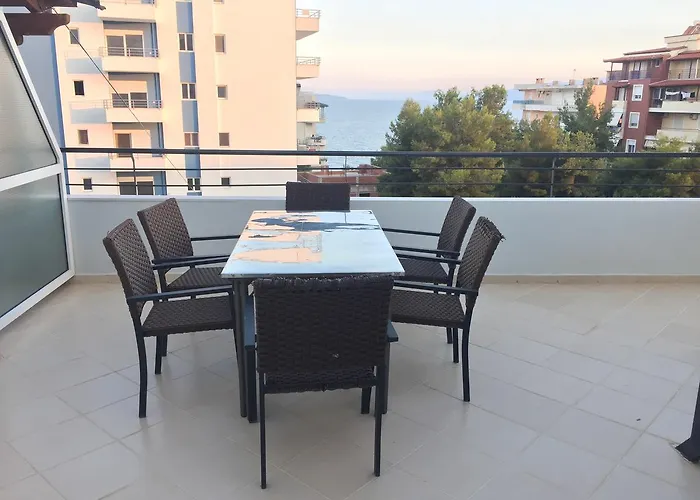 Bardhi Apts Apartamento